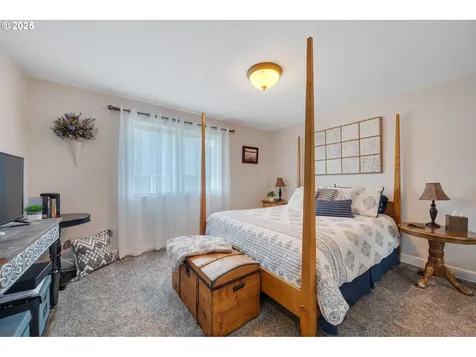 424 SW Cliff Street Depoe Bay OR 97341