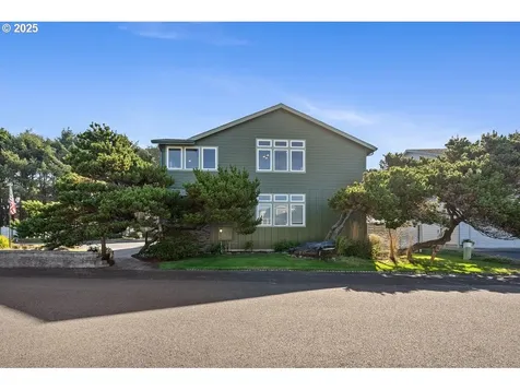 424 SW Cliff Street Depoe Bay OR 97341