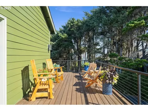 424 SW Cliff Street Depoe Bay OR 97341