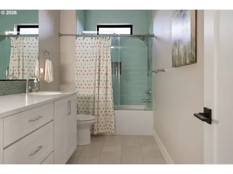 14014 NW 57th Avenue Vancouver WA 98685