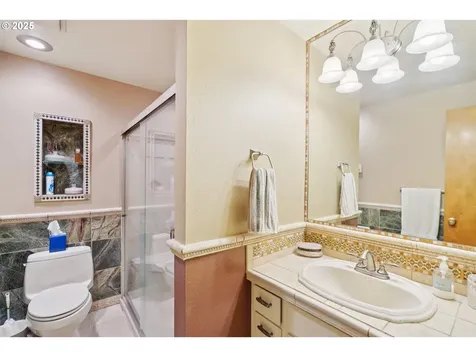 232 Candy Lane Washougal WA 98671