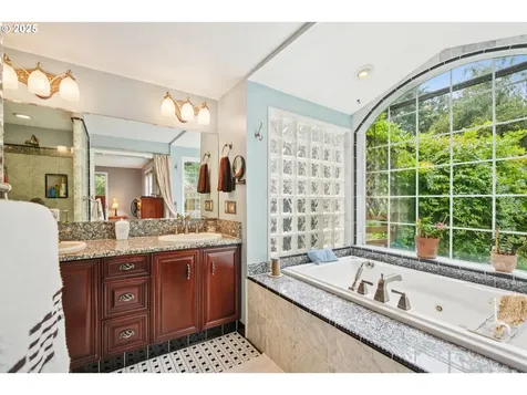 232 Candy Lane Washougal WA 98671