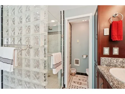 232 Candy Lane Washougal WA 98671
