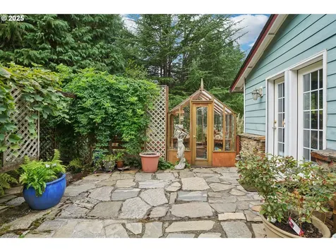 232 Candy Lane Washougal WA 98671