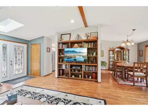 232 Candy Lane Washougal WA 98671