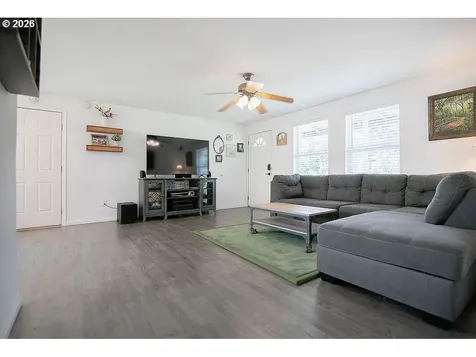 535 Diane Street Castle Rock WA 98611