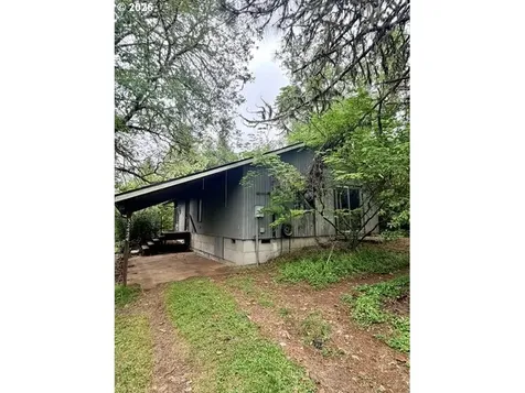 32424 Camas Swale Road Creswell OR 97426