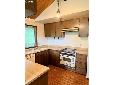 32424 Camas Swale Road Creswell OR 97426