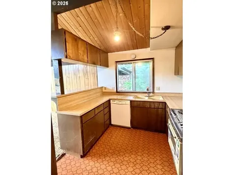 32424 Camas Swale Road Creswell OR 97426