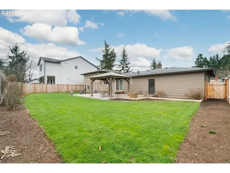 11731 Longstanding Court Oregon City OR 97045