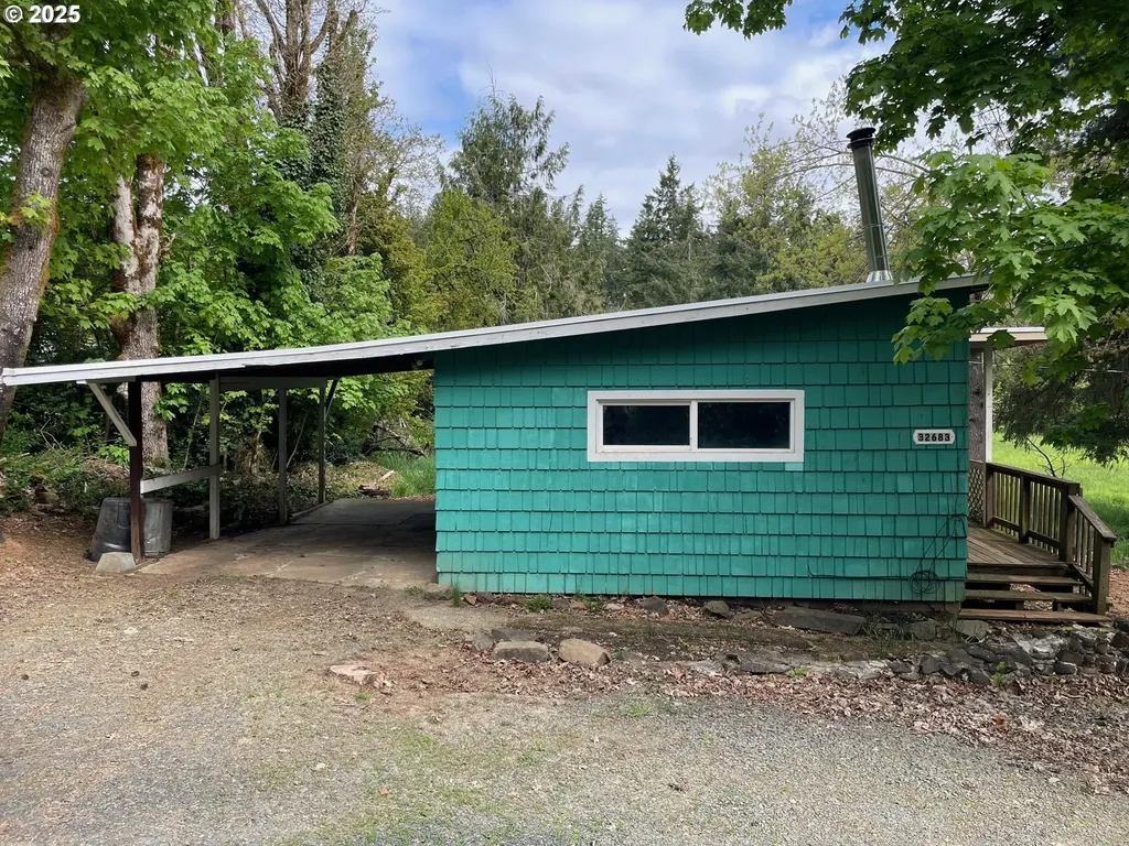 32683 W Saginaw Road Cottage Grove OR 97424