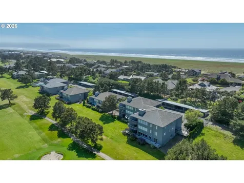 2077 Gearhart Green Drive Gearhart OR 97138
