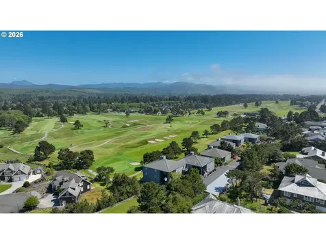 2077 Gearhart Green Drive Gearhart OR 97138