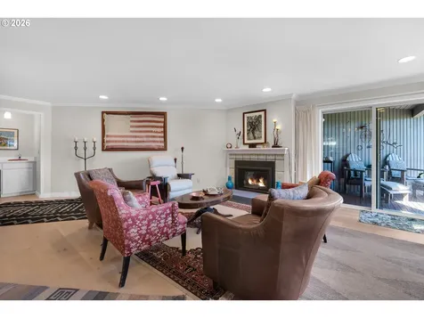 2077 Gearhart Green Drive Gearhart OR 97138