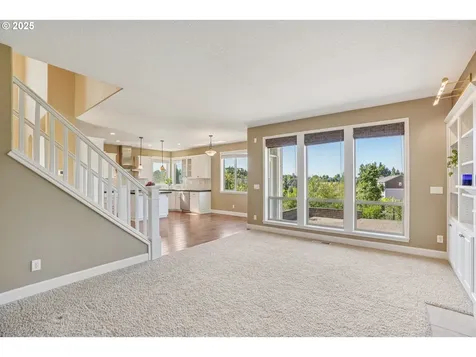 16822 NW Vetter Drive Portland OR 97229