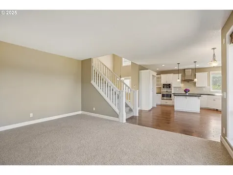 16822 NW Vetter Drive Portland OR 97229
