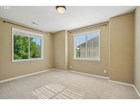 16822 NW Vetter Drive Portland OR 97229