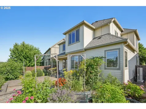 16822 NW Vetter Drive Portland OR 97229