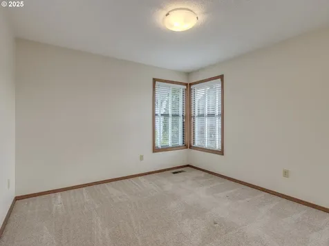 2328 NE 156th Place Portland OR 97230