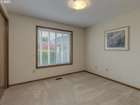 2328 NE 156th Place Portland OR 97230