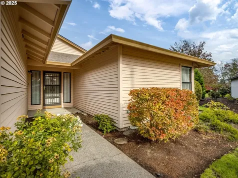 2328 NE 156th Place Portland OR 97230