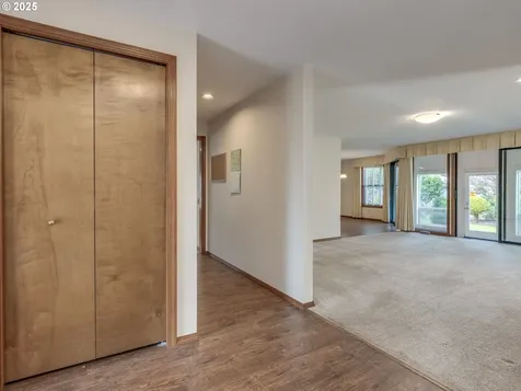 2328 NE 156th Place Portland OR 97230