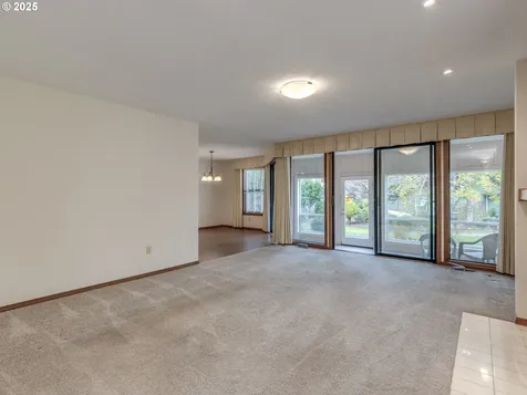 2328 NE 156th Place Portland OR 97230
