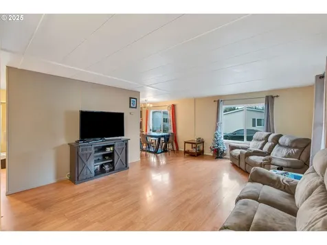 1005 Ferry Street Dayton OR 97114