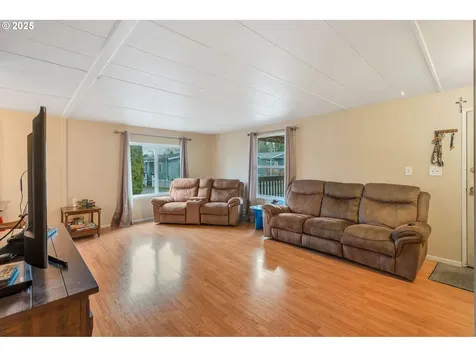 1005 Ferry Street Dayton OR 97114