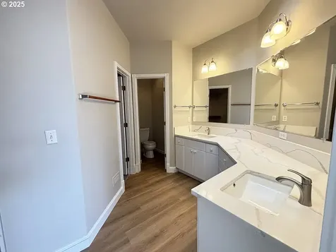 5687 Ridgetop Court Lake Oswego OR 97035