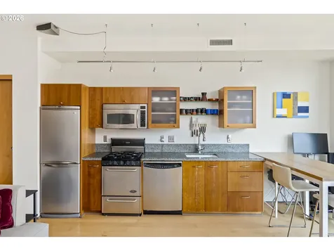 1221 SW 10th Avenue Portland OR 97205