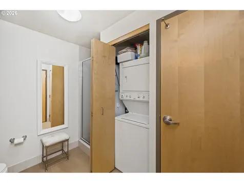 1221 SW 10th Avenue Portland OR 97205