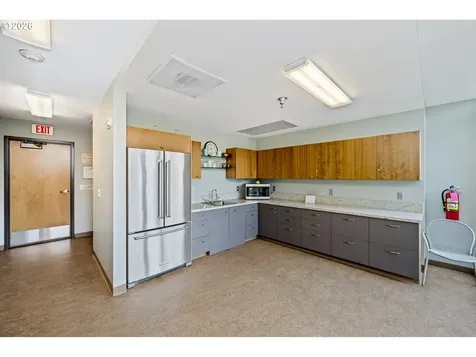 1221 SW 10th Avenue Portland OR 97205