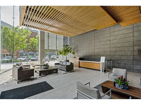 1221 SW 10th Avenue Portland OR 97205