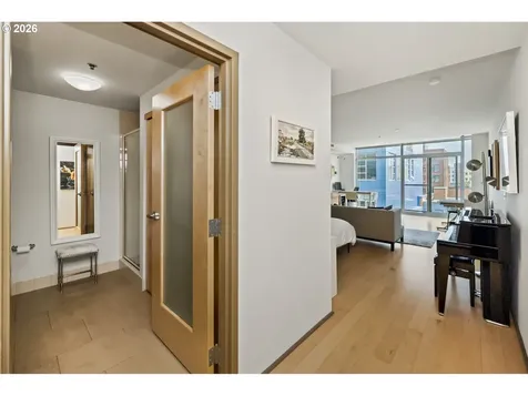 1221 SW 10th Avenue Portland OR 97205
