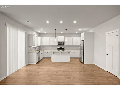 10410 NW 307th Avenue North Plains OR 97133