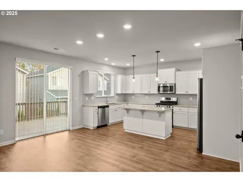 10410 NW 307th Avenue North Plains OR 97133
