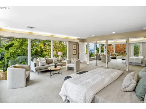2983 SW Canterbury Lane Portland OR 97205
