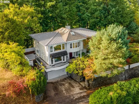 2983 SW Canterbury Lane Portland OR 97205