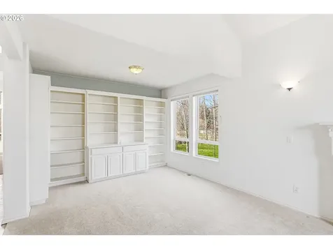 331 NE Hillwood Drive Hillsboro OR 97124