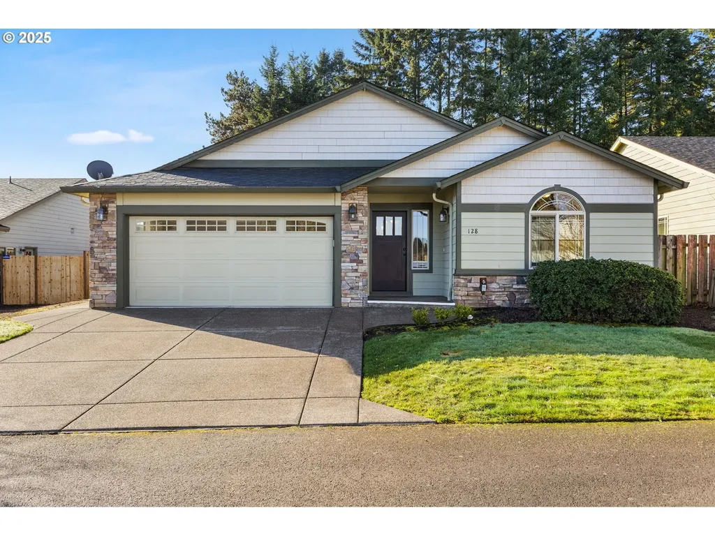 128 Lillian Court SE Salem OR 97306