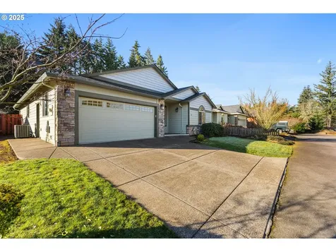 128 Lillian Court SE Salem OR 97306