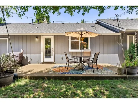 1699 Norkenzie Road Eugene OR 97401