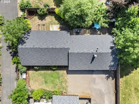 1699 Norkenzie Road Eugene OR 97401