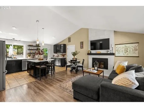 1699 Norkenzie Road Eugene OR 97401