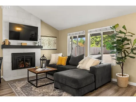 1699 Norkenzie Road Eugene OR 97401