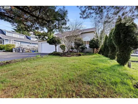 1536 6th Street Astoria OR 97103