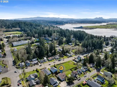 1536 6th Street Astoria OR 97103
