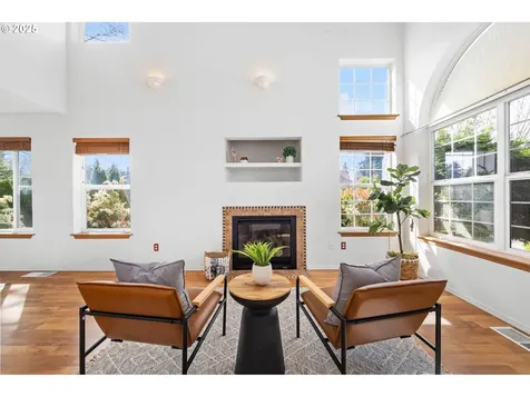 1536 6th Street Astoria OR 97103