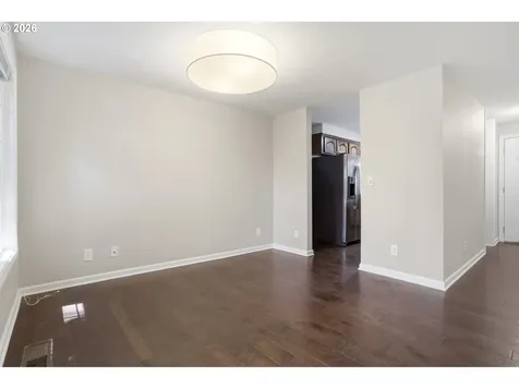 8416 SW Iroquois Drive Tualatin OR 97062